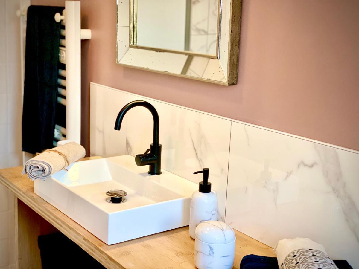 Appartement Le Lit De L Odet 坎佩尔 外观 照片